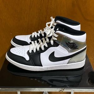 Jordan Mids